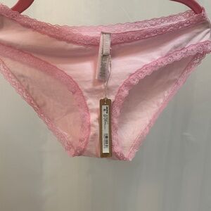 SKIMS COTTON LACE BRIEF CHERRY BLOSSOM 🌸 MED sold out 💘